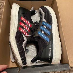 Mens adidas ultraboost size 10.5. In great condition